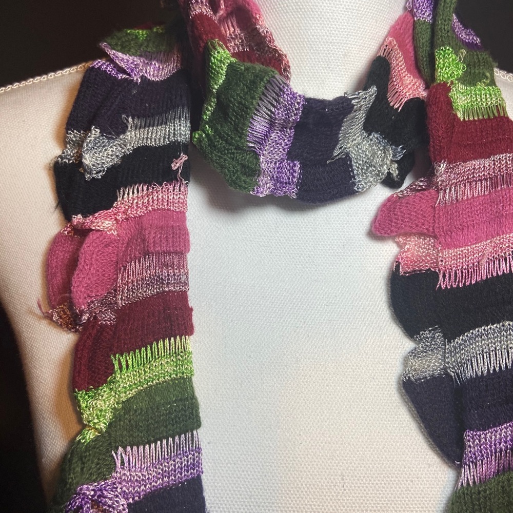 Long Scalf - Picture 2 of 3